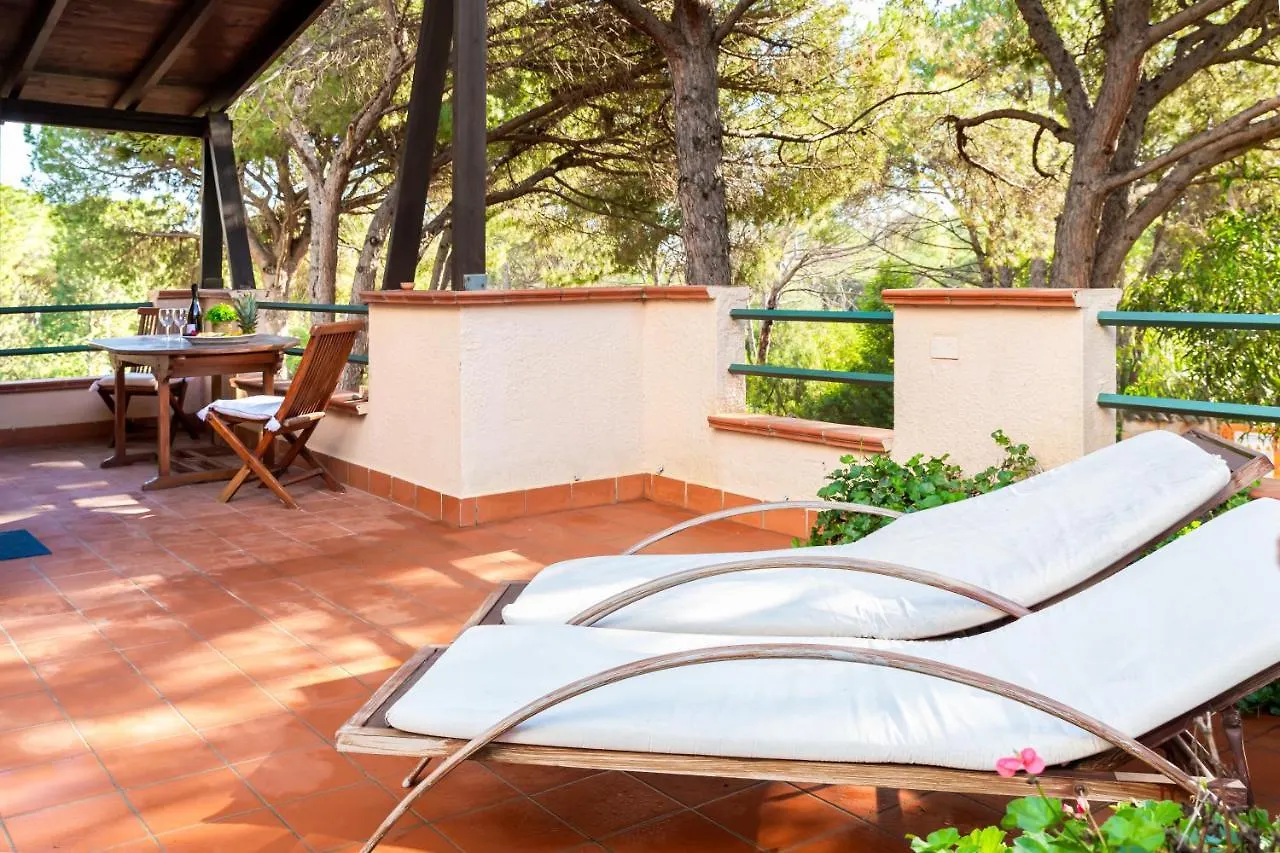 Bilocale Pinewood Apartment Santa Margherita di Pula Italy